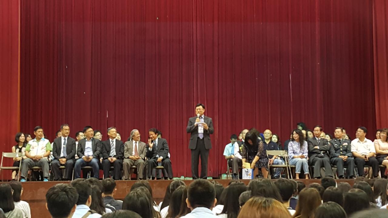 �������2