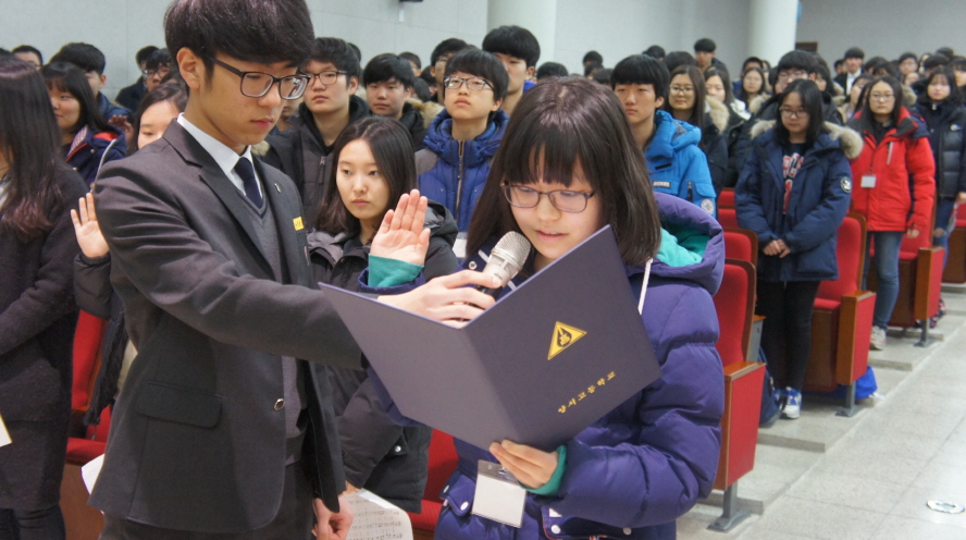 ���� ����