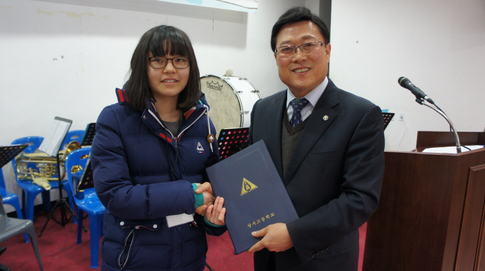 ���弱���԰�