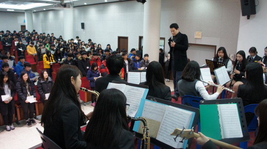 ���� ����