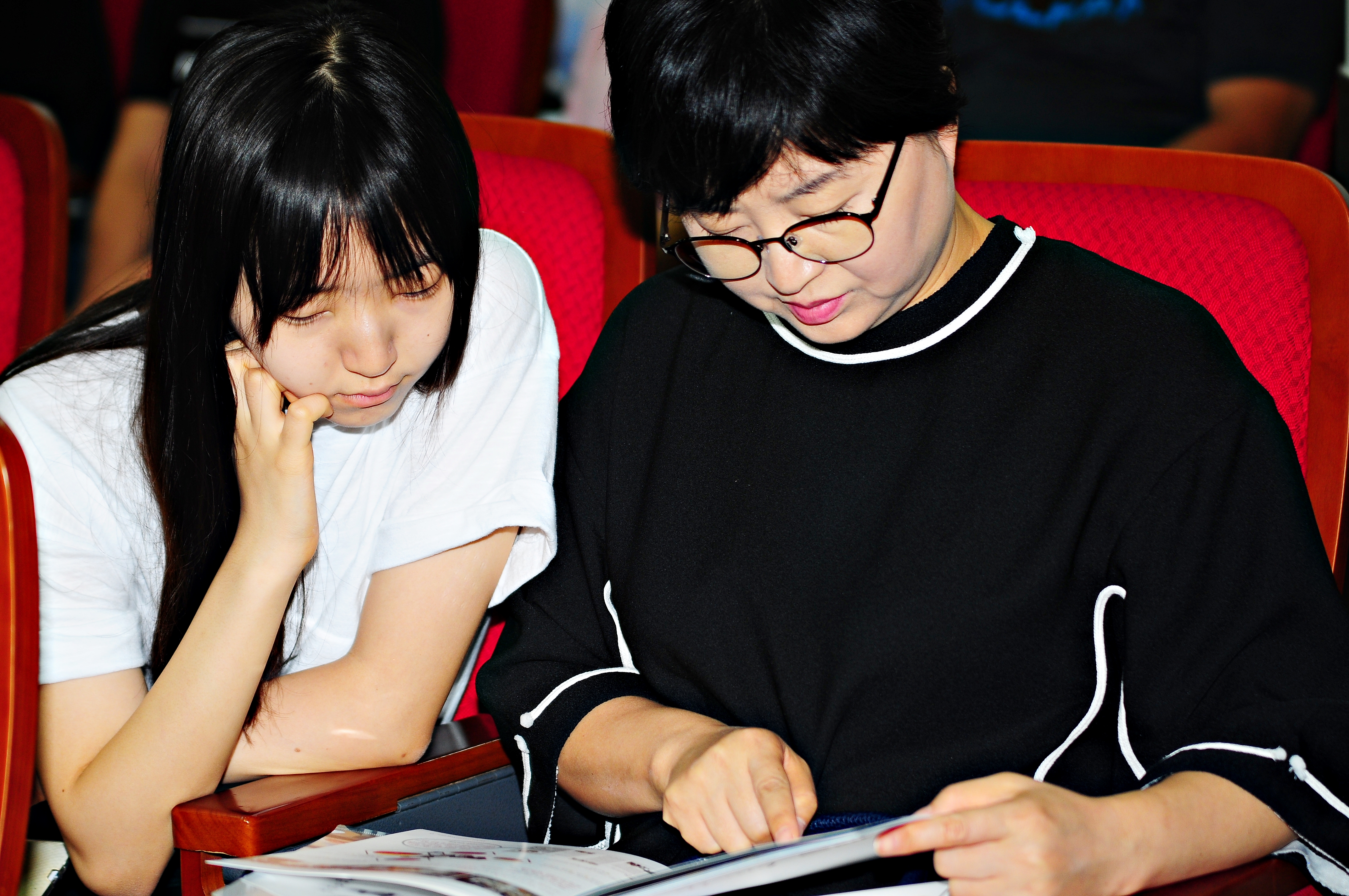 ��������