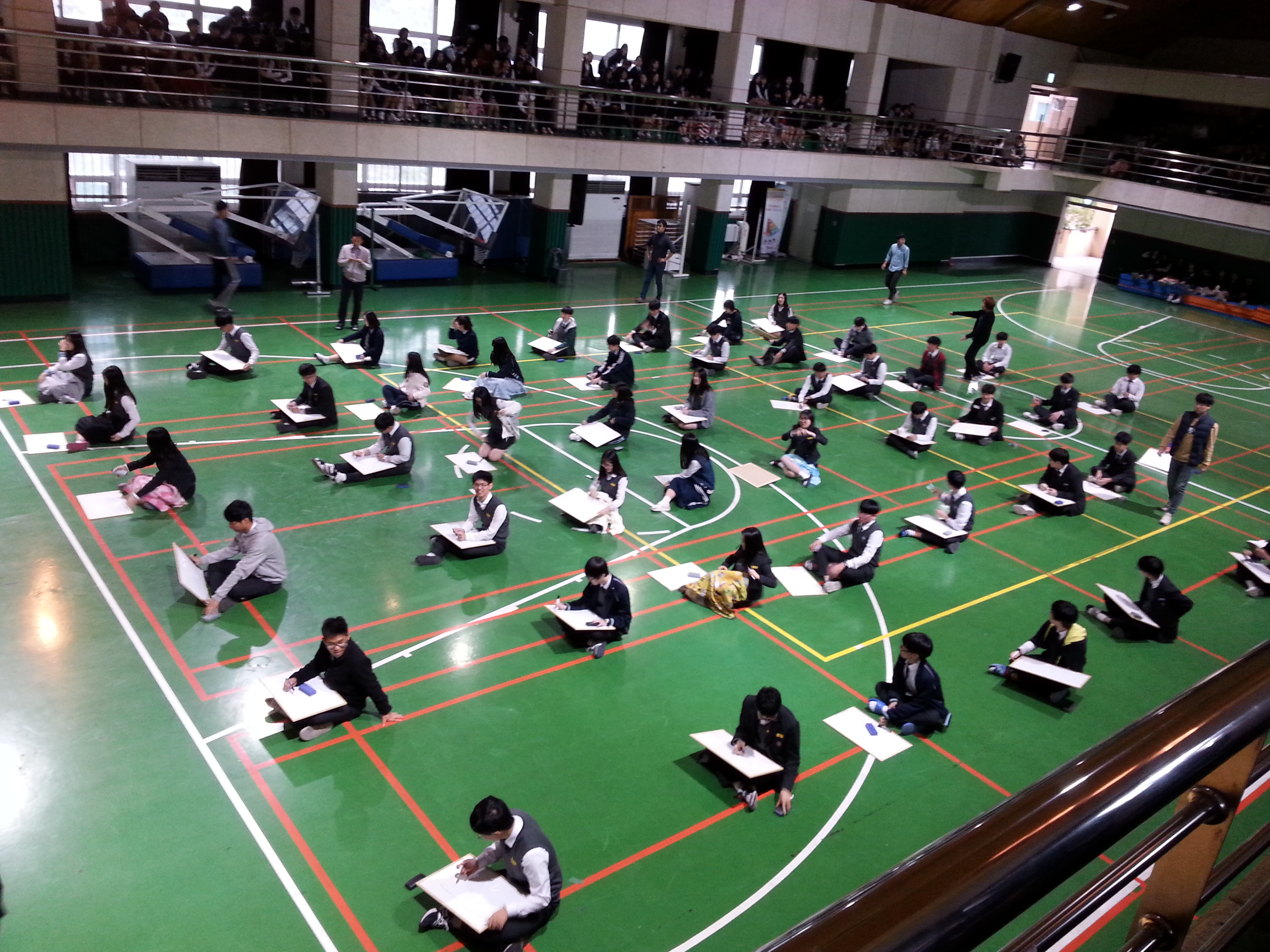 ���ߵ� 50�����Դ� ȭ��Ʈ���尡 �־�����....