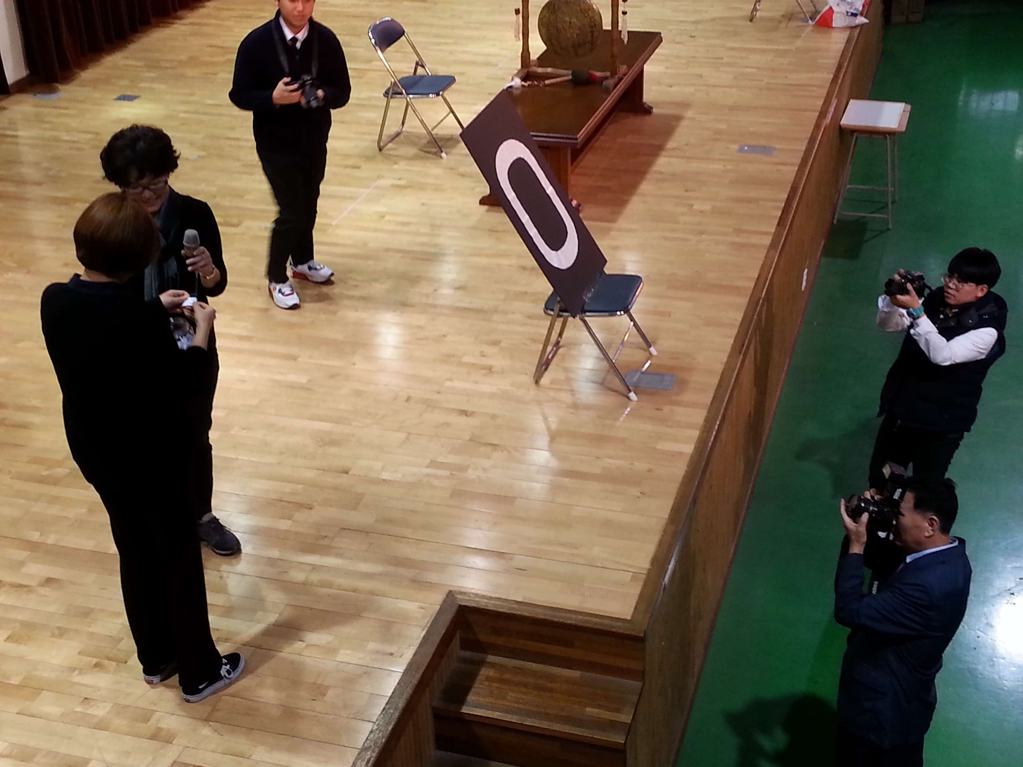 ���� ��ø